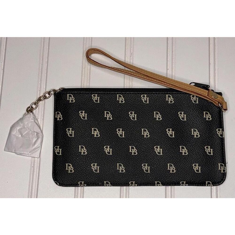 Vintage Dooney and Bourke Wristlet NWOT